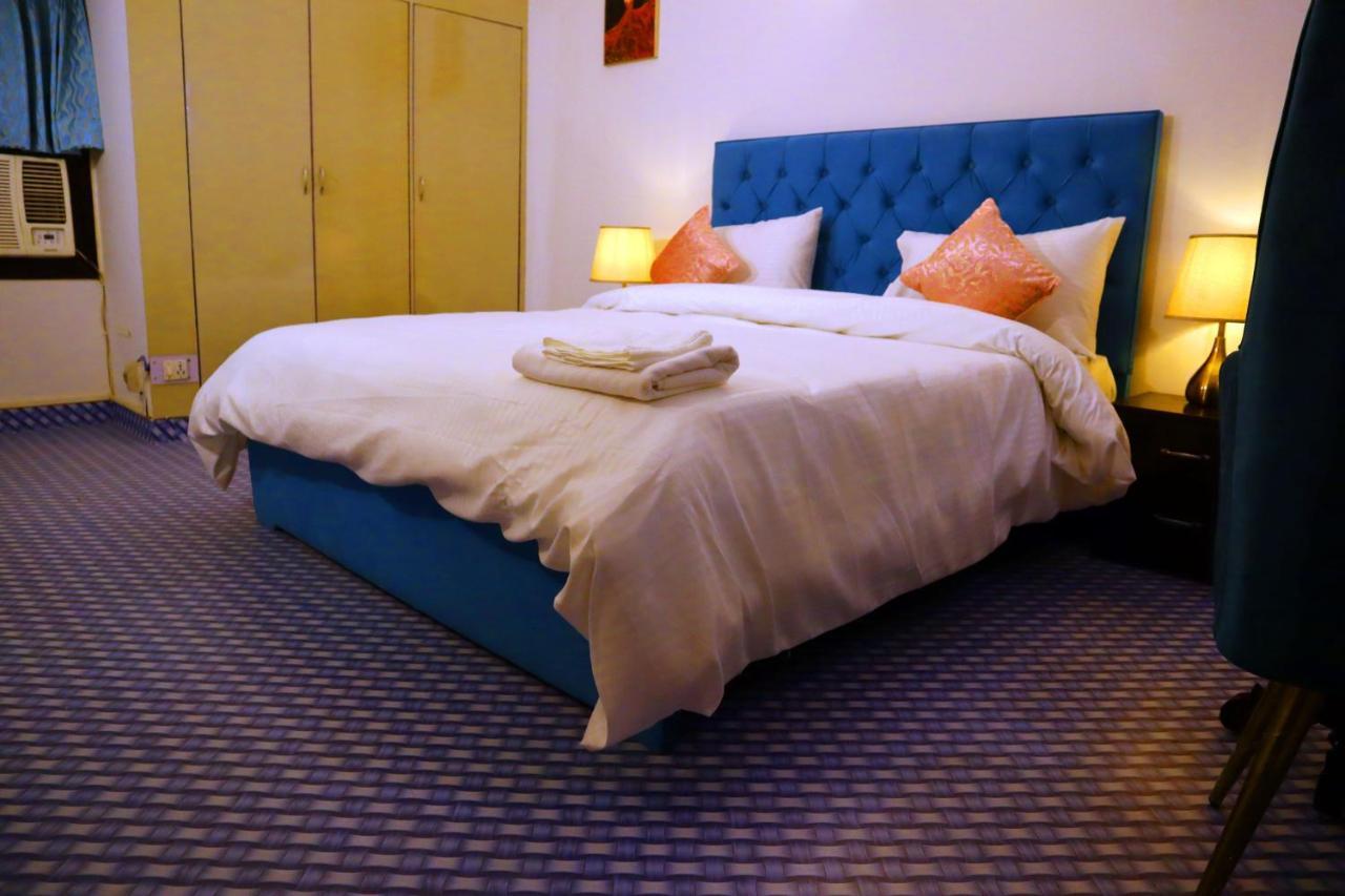 Jay Ally - Boutique Hotel New Delhi Exteriör bild
